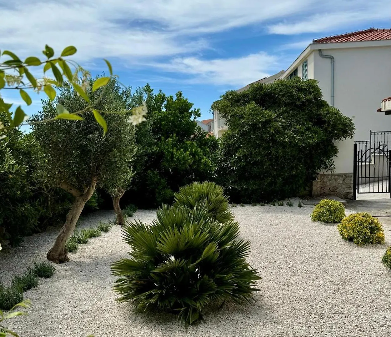 Holiday House Arcadia Trogir 0*,