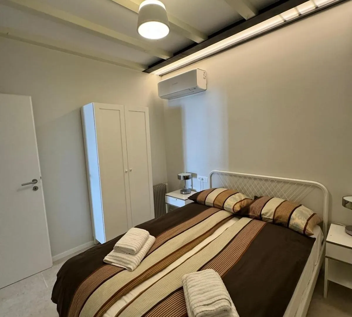 Holiday House Arcadia Trogir 0*,